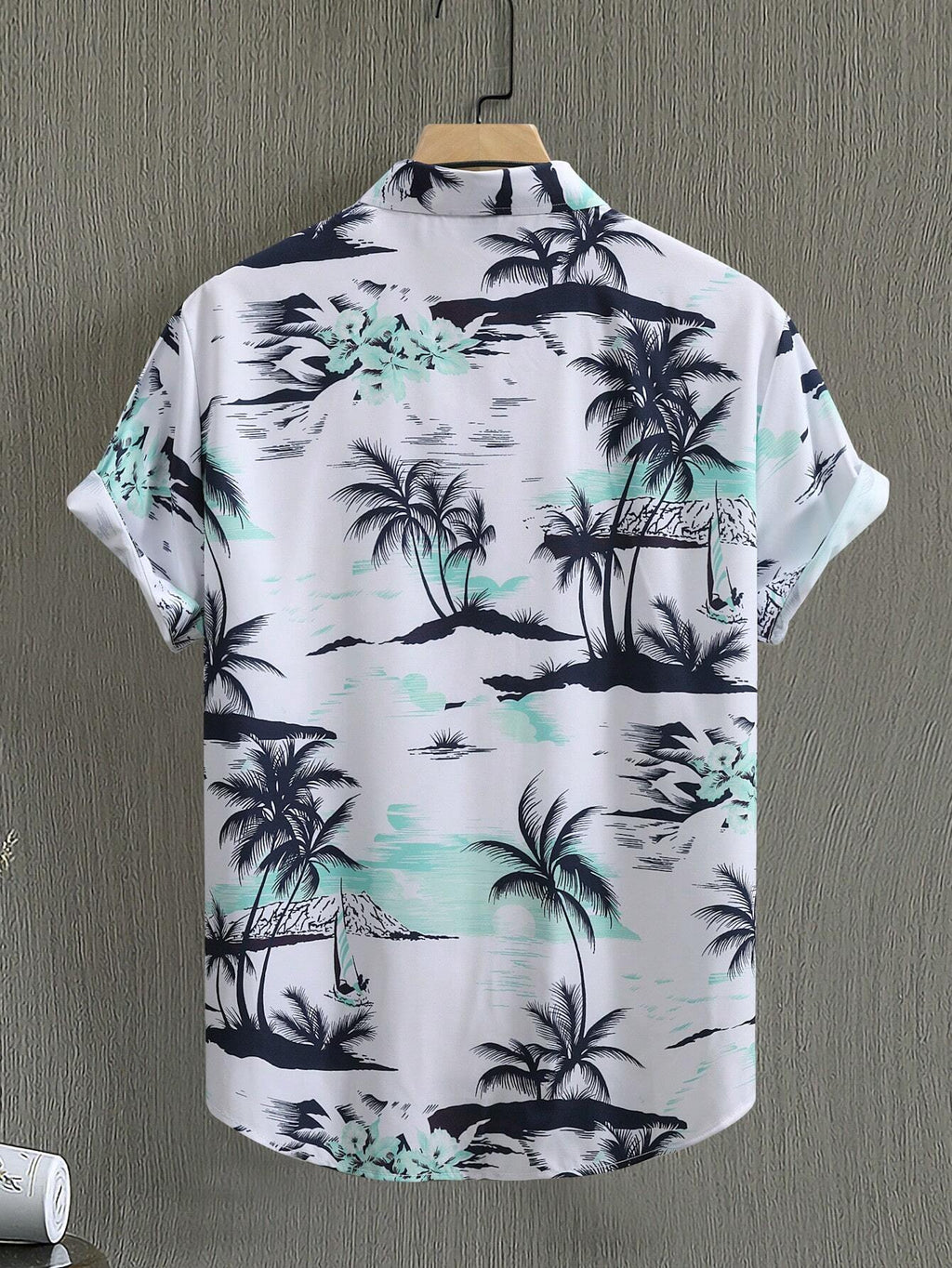 Genlund Men Summer Holiday Style Casual Short Sleeve Shirt Palm Tree Print Baggy Button up Graphic Colorful Vacation Shirt