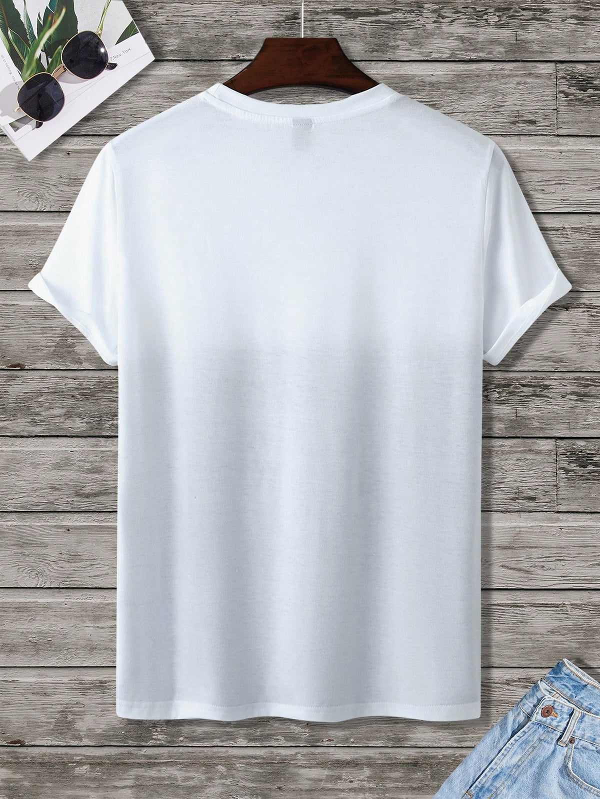 Manfinity Roughcore Men Eagle Print Colorblock Tee