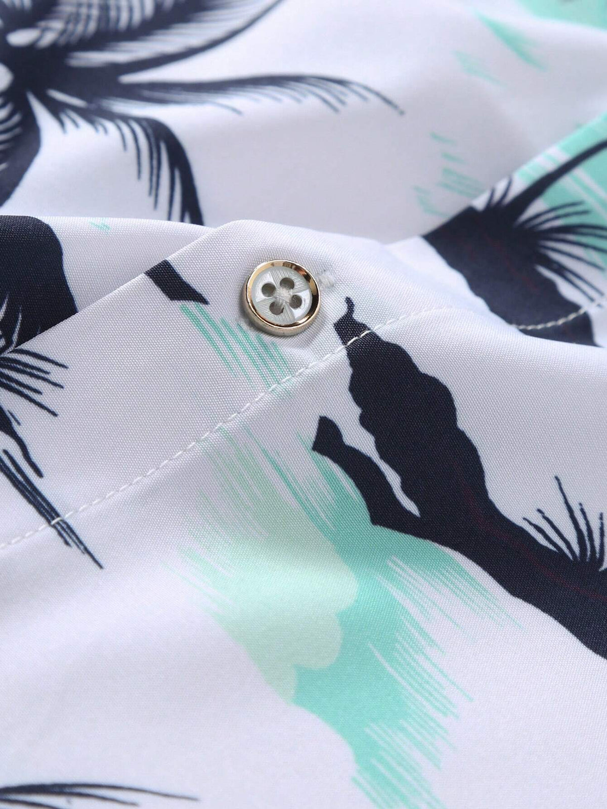 Genlund Men Summer Holiday Style Casual Short Sleeve Shirt Palm Tree Print Baggy Button up Graphic Colorful Vacation Shirt